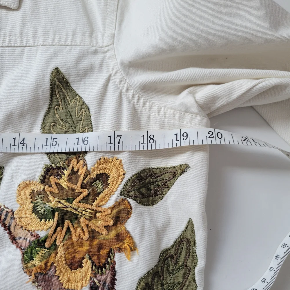 Laura Ashley Petite White Jacket with Embroidery - Picture 6 of 17
